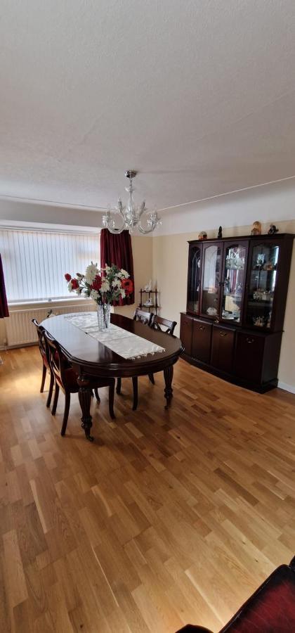 Linksway House *